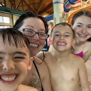 Meet your Posher, Christine